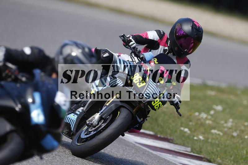 /08 17.04.2026  TZ Motorsport ADR/Gruppe gruen/111